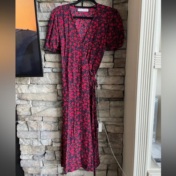 Faithfull the brand Sumaia floral wrap dress - Picture 1 of 5